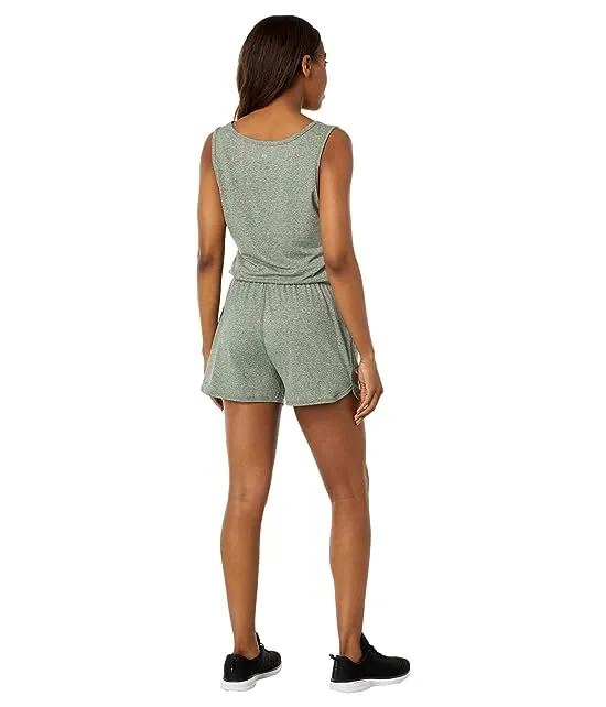 https://images.styletyx.com/images/sport-romper-thrive-societe-2898432_2.webp