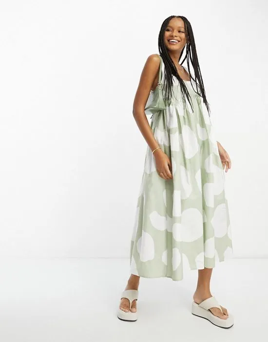 https://images.styletyx.com/images/square-neck-midi-smock-sundress-in-large-khaki-abstract-spot-asos-design-13348666_4.webp