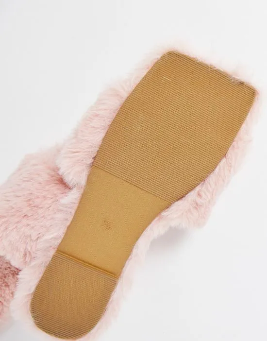 https://images.styletyx.com/images/square-toe-fluffy-slippers-in-pink-loungeable-1842773_3.webp
