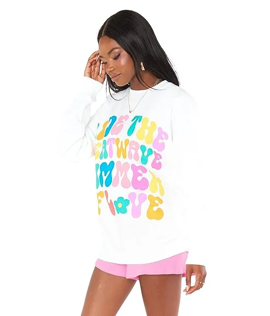https://images.styletyx.com/images/stanley-sweatshirt-show-me-your-mumu-1980954904_1.webp