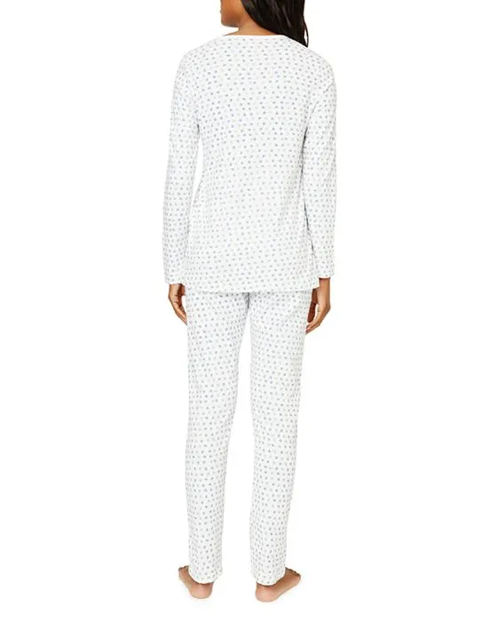 https://images.styletyx.com/images/starry-night-long-henley-pajama-set-roller-rabbit-12934806_2.webp