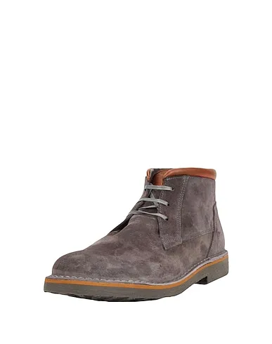 https://images.styletyx.com/images/steel-grey-boots-cafenoir-3166911_2.webp