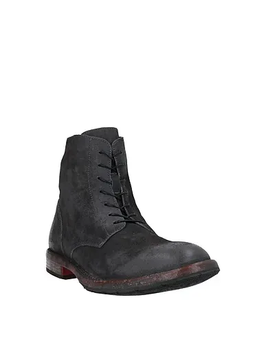 https://images.styletyx.com/images/steel-grey-boots-moma-3211463_2.webp