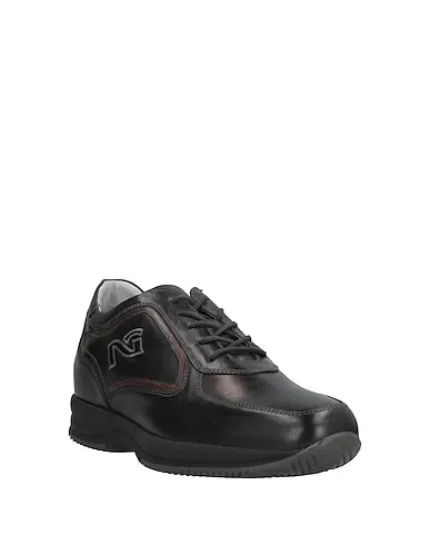 https://images.styletyx.com/images/steel-grey-leather-sneakers-nero-giardini-12916361_2.webp