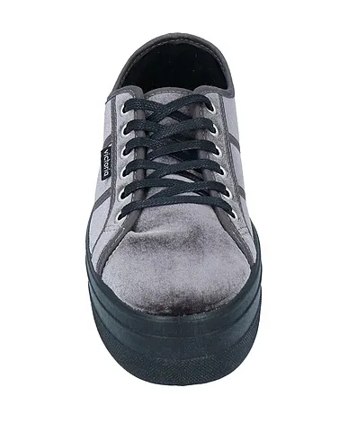 https://images.styletyx.com/images/steel-grey-velvet-sneakers-victoria-2501059_4.webp