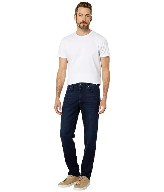 https://images.styletyx.com/images/steve-relaxed-slim-in-dark-ink-supermove-mavi-jeans-2637096_4.webp