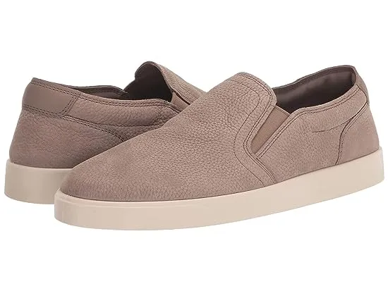 https://images.styletyx.com/images/street-lite-slip-on-ecco-2454480_1.webp