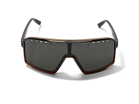 https://images.styletyx.com/images/super-rad-vonzipper-496193707_2.webp