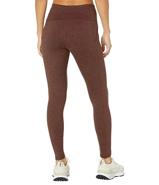 https://images.styletyx.com/images/supersoft-pocket-7-8-leggings-jockey-active-3043706_2.webp