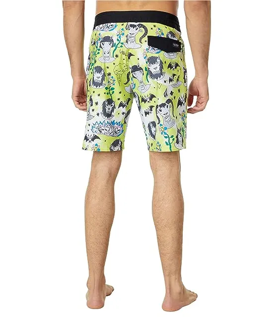 https://images.styletyx.com/images/surf-vitals-ozzy-stoney-19-boardshorts-volcom-1009522272_2.webp