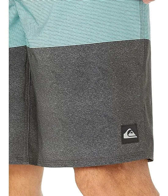 https://images.styletyx.com/images/surfsilk-slab-21-boardshorts-quiksilver-3072053_3.webp