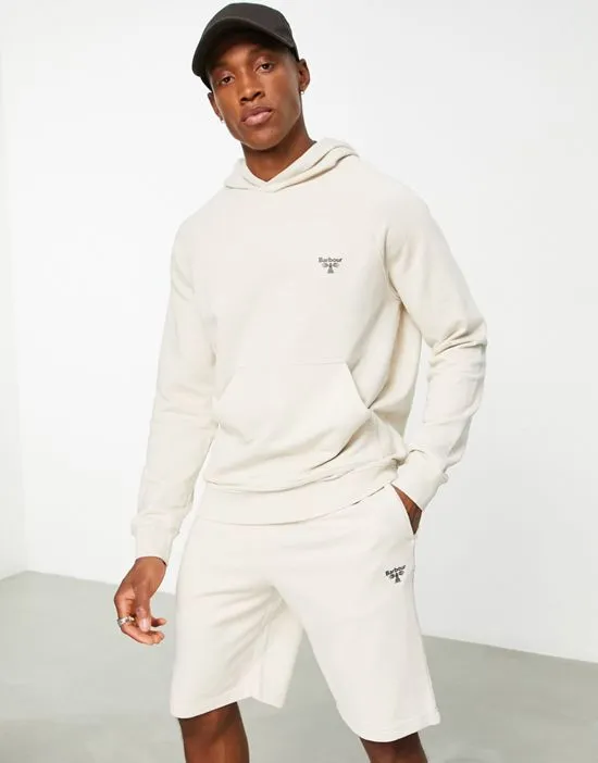 https://images.styletyx.com/images/sweat-shorts-in-ecru-suit-2-barbour-beacon-15520060_3.webp
