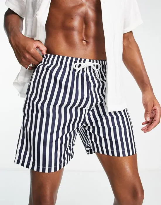 https://images.styletyx.com/images/swim-shorts-in-black-stripes-aeropostale-13540482_1.webp