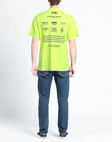 https://images.styletyx.com/images/t-shirts-and-tops-vetements-vetements-13263611_3.webp