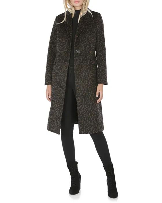 https://images.styletyx.com/images/tahari-t-printed-notched-collar-coat-tahari-2343957_3.webp