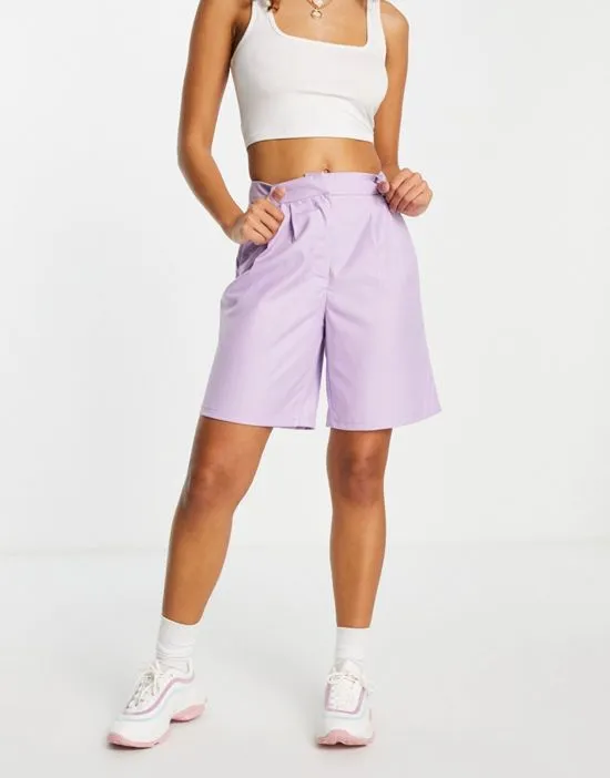 https://images.styletyx.com/images/tailored-longline-shorts-in-lilac-part-of-a-set-pieces-2718135_3.webp