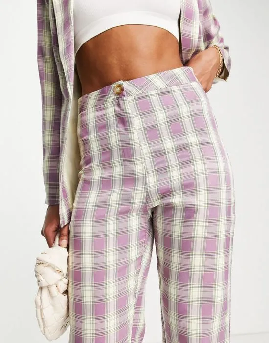 https://images.styletyx.com/images/tailored-pants-in-lilac-plaid-part-of-a-set-urban-threads-2491534_3.webp