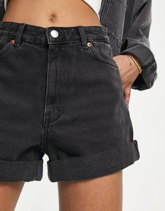 https://images.styletyx.com/images/tallie-turn-up-denim-shorts-in-washed-black-monki-874087314_3.webp