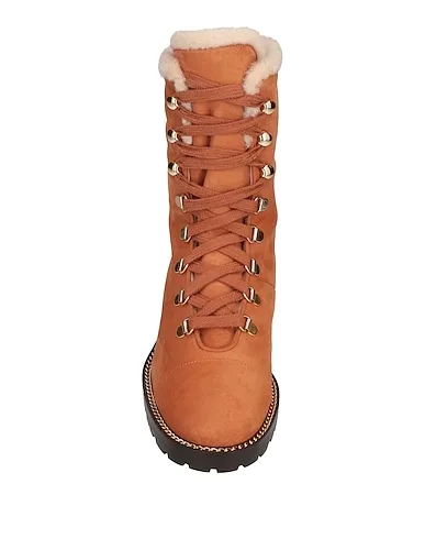 https://images.styletyx.com/images/tan-ankle-boot-stuart-weitzman-3074525_4.webp
