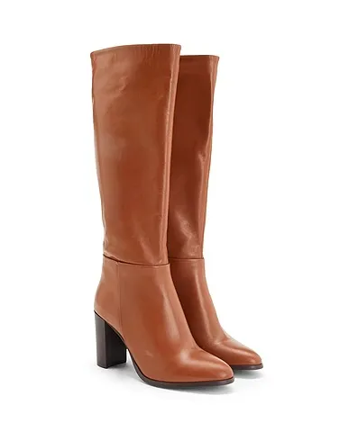 https://images.styletyx.com/images/tan-boots-leather-heeled-tall-boots-leonardo-principi-2865995_3.webp