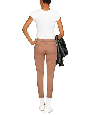 https://images.styletyx.com/images/tan-gabardine-casual-pants-kontatto-1135160649_3.webp