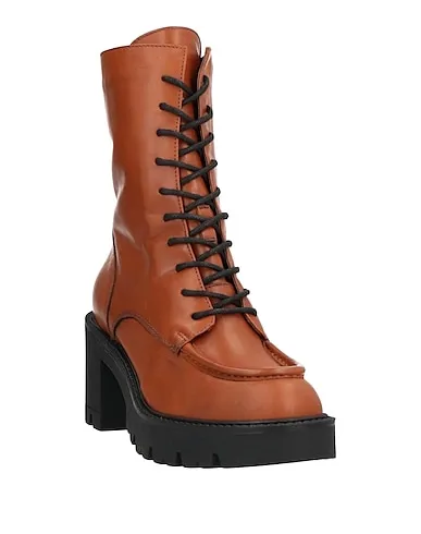 https://images.styletyx.com/images/tan-leather-ankle-boot-formentini-1458157_2.webp