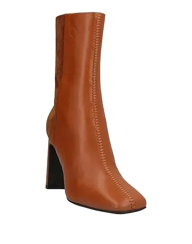 https://images.styletyx.com/images/tan-leather-ankle-boot-high-13342866_2.webp