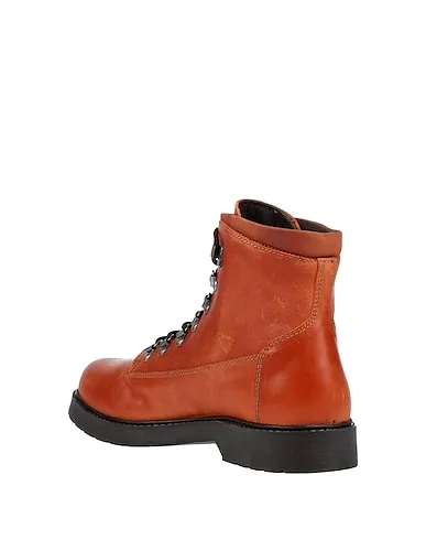 https://images.styletyx.com/images/tan-leather-boots-selected-homme-13556078_2.webp