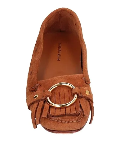 https://images.styletyx.com/images/tan-leather-loafers-barbara-bellini-998329189_4.webp