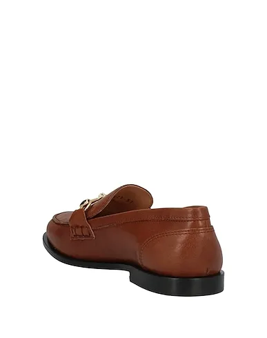 https://images.styletyx.com/images/tan-leather-loafers-boemos-13229665_3.webp