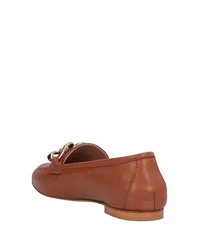 https://images.styletyx.com/images/tan-leather-loafers-donnalei-13302610_3.webp