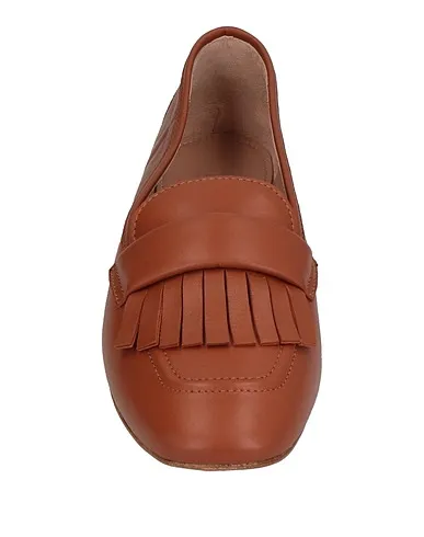 https://images.styletyx.com/images/tan-leather-loafers-donnalei-13302617_4.webp