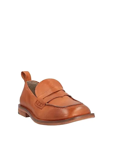 https://images.styletyx.com/images/tan-leather-loafers-ernesto-dolani-3201535_2.webp