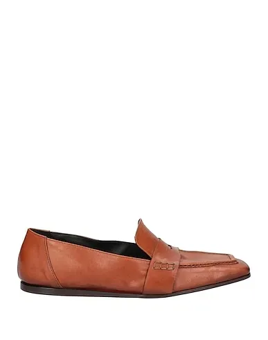 https://images.styletyx.com/images/tan-leather-loafers-i-n-k-shoes-13374812_1.webp