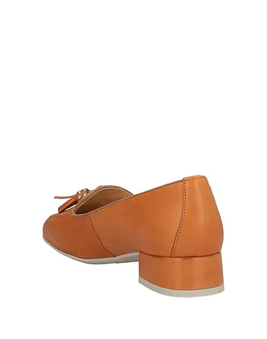 https://images.styletyx.com/images/tan-leather-loafers-the-flexx-470283785_3.webp
