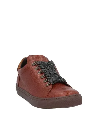 https://images.styletyx.com/images/tan-leather-sneakers-pertini-1316044200_2.webp