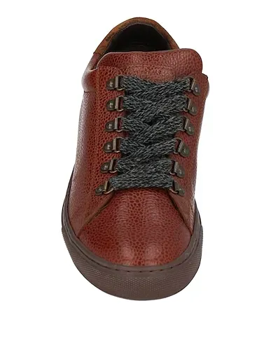 https://images.styletyx.com/images/tan-leather-sneakers-pertini-1554442675_4.webp
