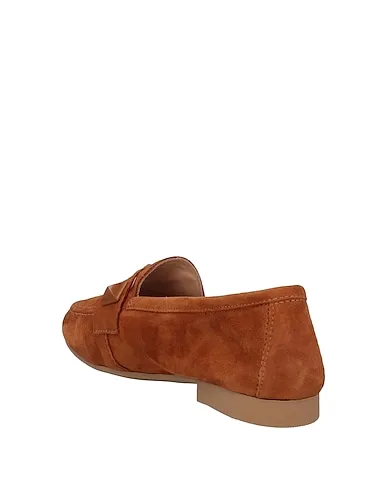 https://images.styletyx.com/images/tan-loafers-formentini-1610056_3.webp