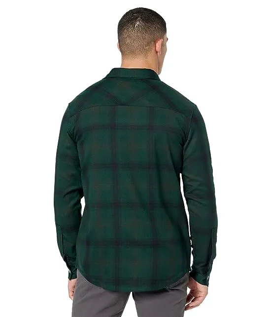 https://images.styletyx.com/images/tc-skull-flannel-shirt-oakley-13269277_2.webp