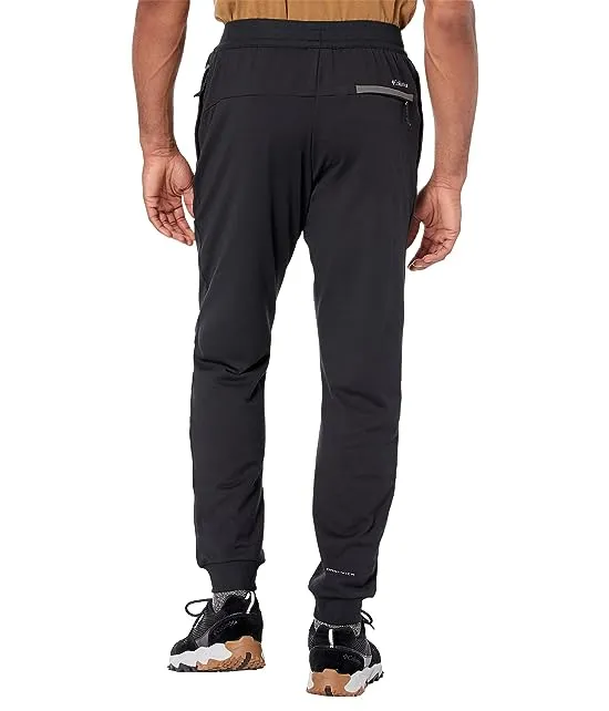 https://images.styletyx.com/images/tech-trailtm-knit-joggers-columbia-1009526969_2.webp