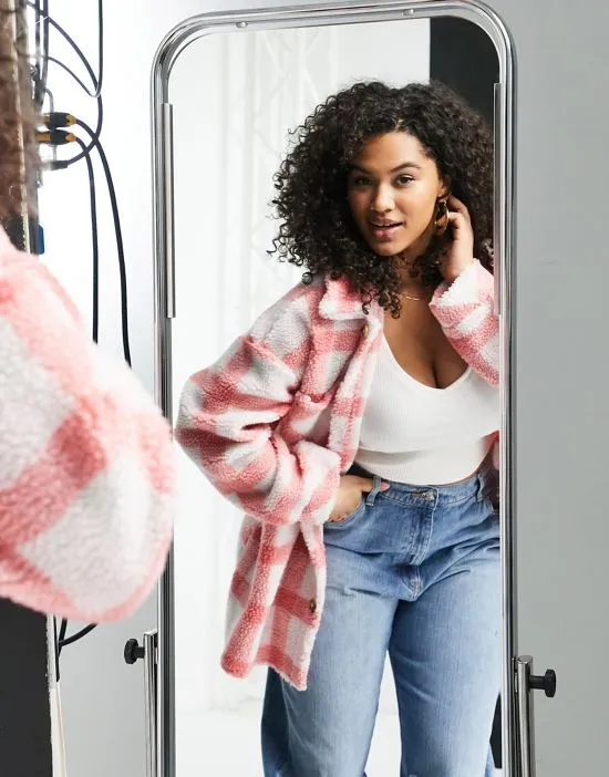 https://images.styletyx.com/images/teddy-shacket-in-check-print-missguided-plus-1916706_4.webp