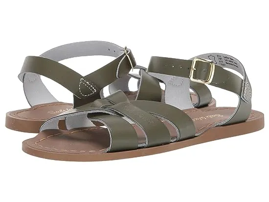 https://images.styletyx.com/images/the-original-sandal-big-kid-adult-salt-water-sandal-by-hoy-shoes-2667114_1.webp