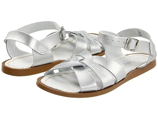 https://images.styletyx.com/images/the-original-sandal-big-kid-adult-salt-water-sandal-by-hoy-shoes-2667119_1.webp