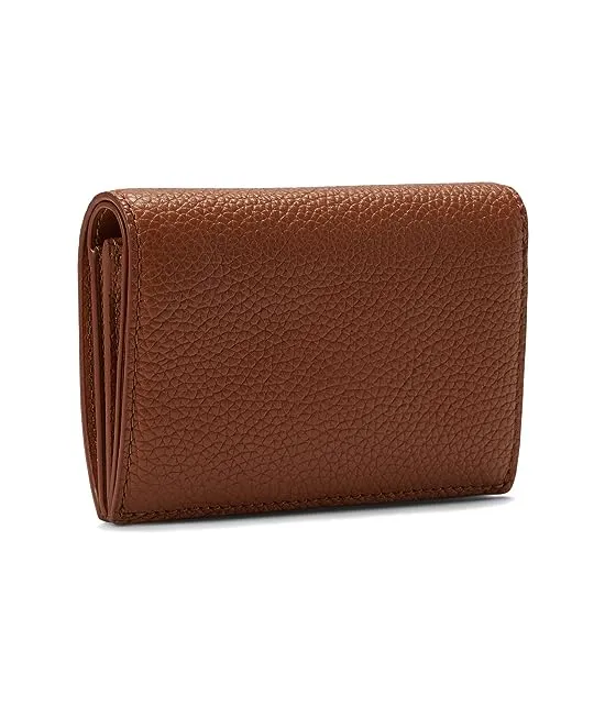 https://images.styletyx.com/images/the-small-bifold-wallet-marc-jacobs-12994131_2.webp