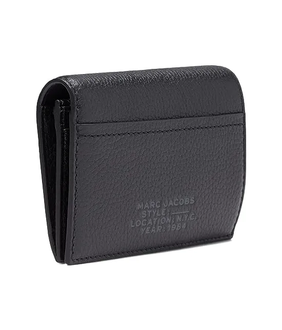 https://images.styletyx.com/images/the-small-bifold-wallet-marc-jacobs-12996036_2.webp