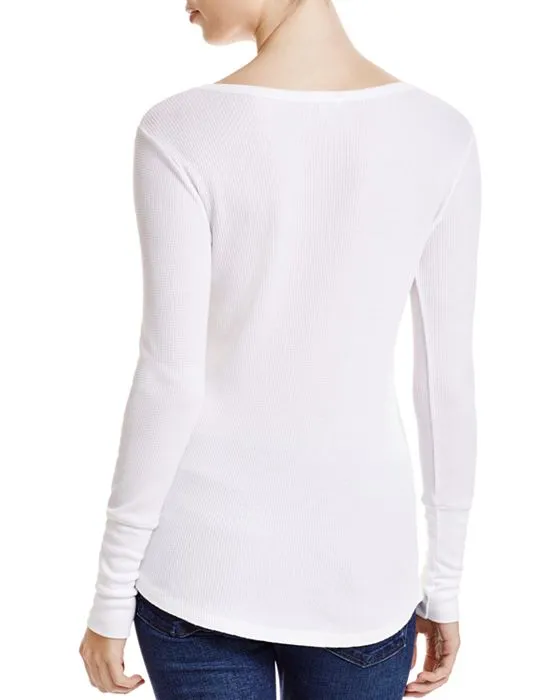https://images.styletyx.com/images/thermal-henley-top-splendid-1906183491_2.webp
