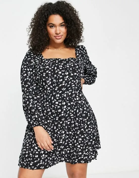 https://images.styletyx.com/images/tie-back-floral-mini-dress-in-black-missguided-plus-1820629_3.webp