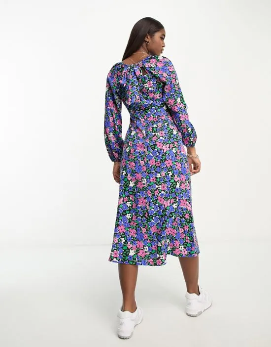 https://images.styletyx.com/images/tie-back-midi-dress-in-bold-floral-print-influence-13248675_2.webp