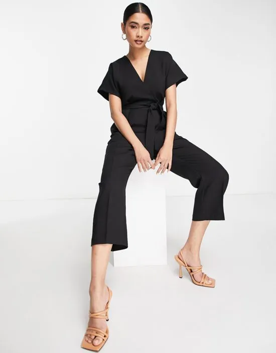https://images.styletyx.com/images/tie-waist-kimono-jumpsuit-in-black-closet-london-2707243_1.webp
