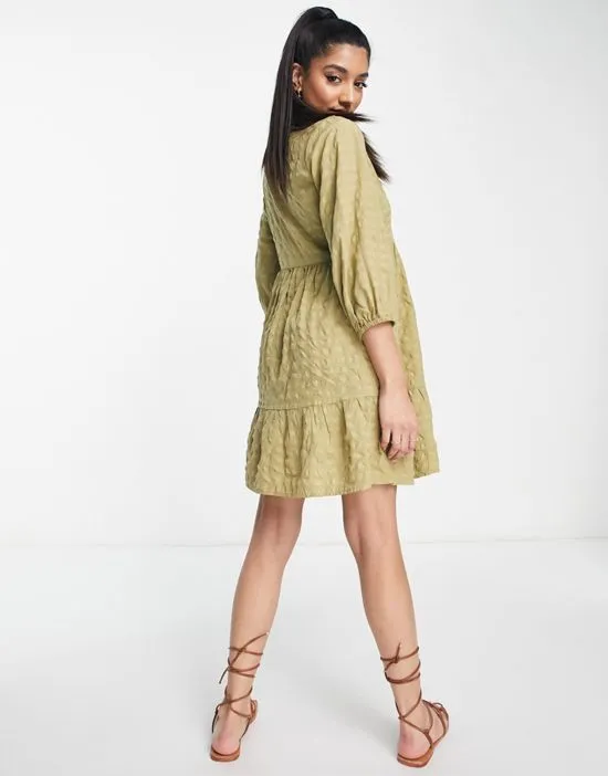 https://images.styletyx.com/images/tiered-hem-shirt-dress-in-khaki-influence-1957485_2.webp